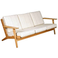 Vintage Sofa, 3-seater. Model: GE-290 by Hans J. Wegner for Getama.