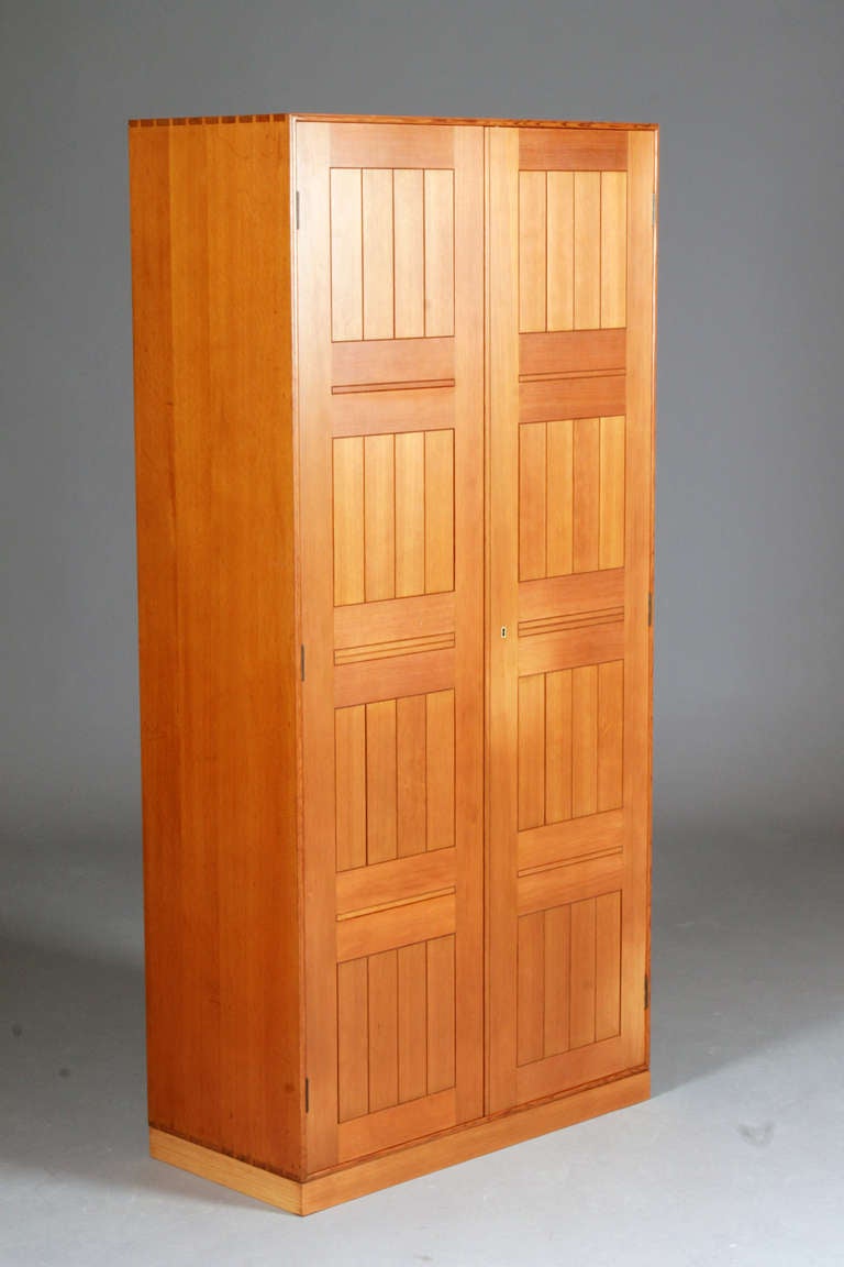 Wardrobe by Mogens Koch for Rud. Rasmussen.
Oregon Pine.
Nice refinished condition.