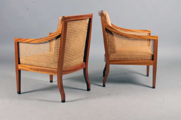 Mid-Century Modern Pair of Lounge chairs, 