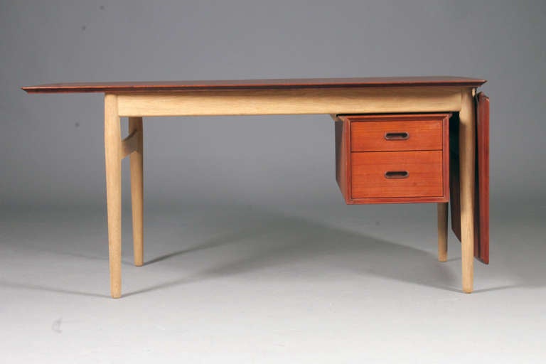 Mid-Century Modern Desk by Arne Vodder