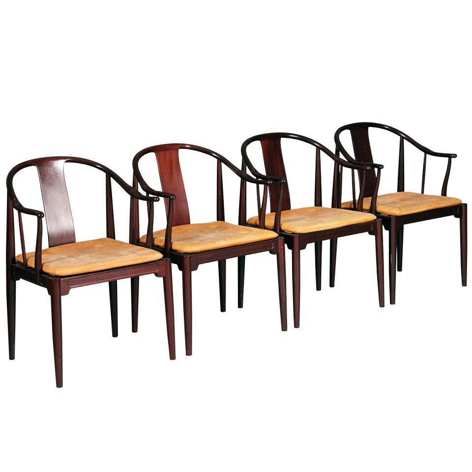 Set of 4 China chairs by Hans J. Wegner.