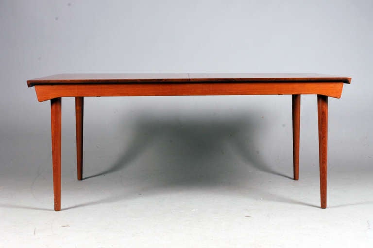 Mid-Century Modern Table with Extension and Extra Leaf by Finn Juhl