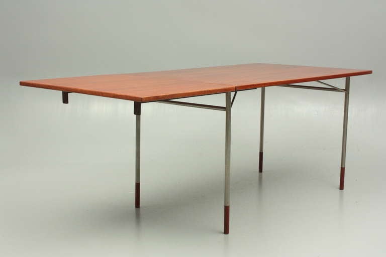 Danish 20th Century Scandinavian Design Desk in Teak and Metal by Finn Juhl For Sale
