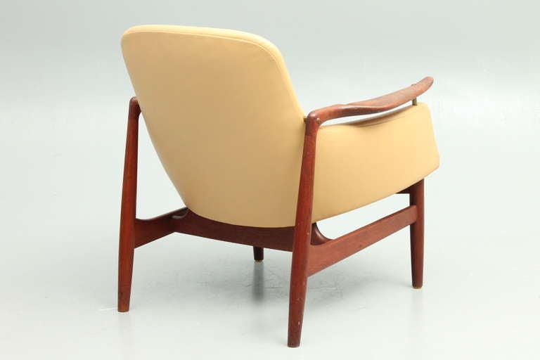 20th Century Scandinavian Design NV53 Lounger in Teak and New Leather In Excellent Condition For Sale In Copenhagen, DK