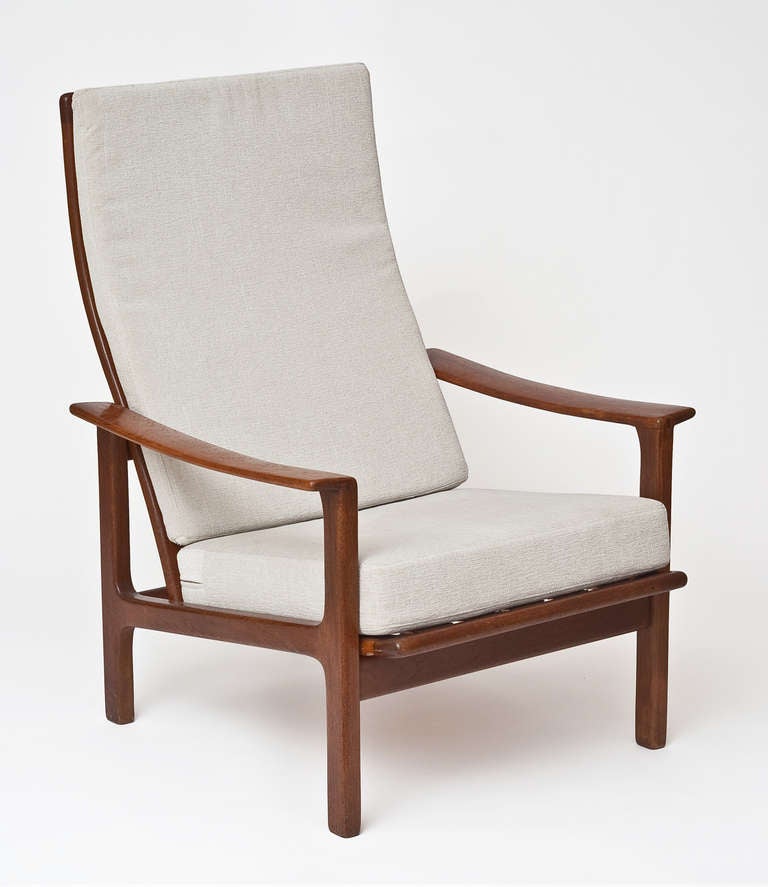 A fine 1950th teak armchair, deisgn by Danish designer Grete Jalk for Bröderna Hedberg in Vinslöv, Sweden