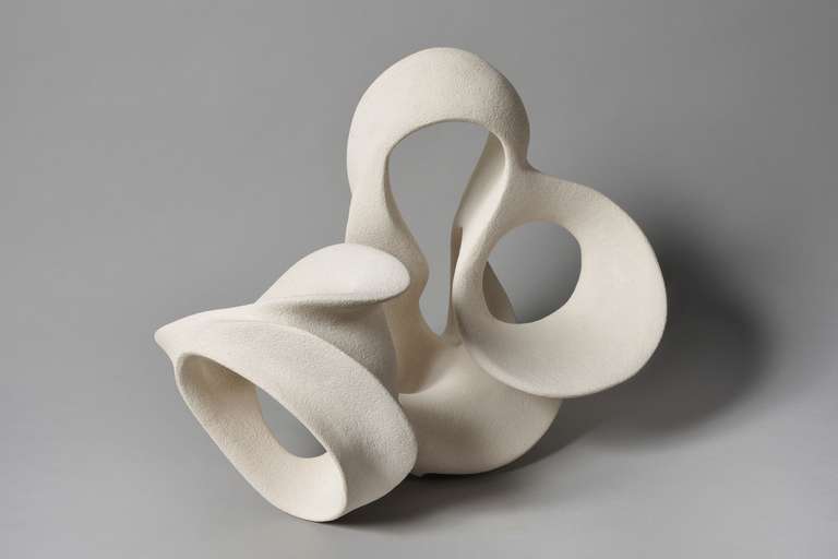 Contemporary stoneware sculpture by Dorothee Loriquet