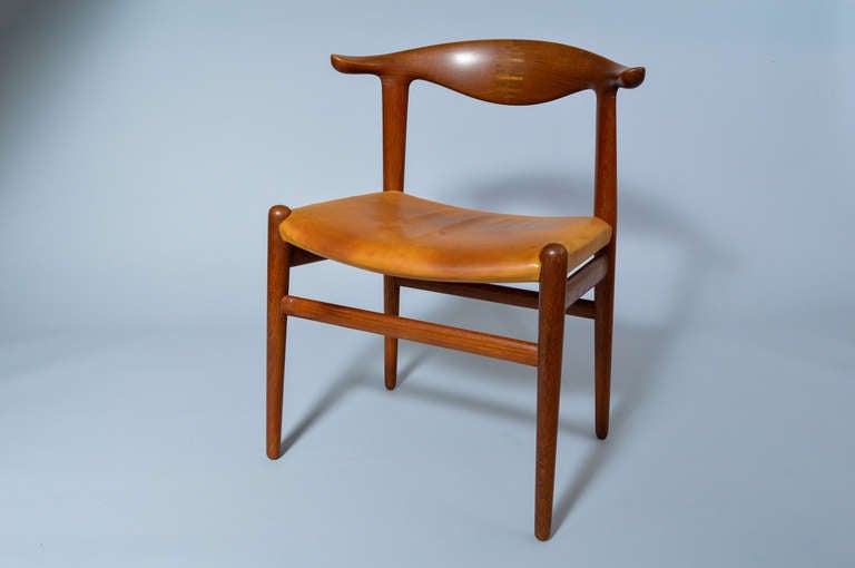 Hans J. Wegner - The Hornback Chair - Teak/leather - Johannes Hansen