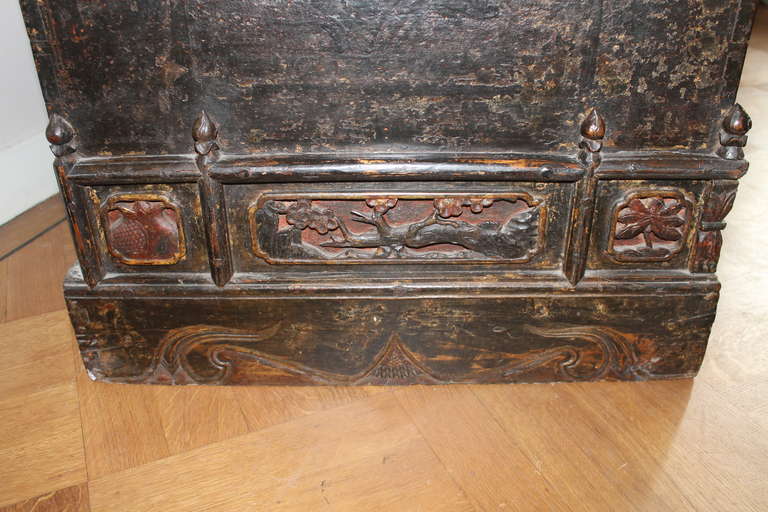 Mid-20th Century Chinese Chest For Sale
