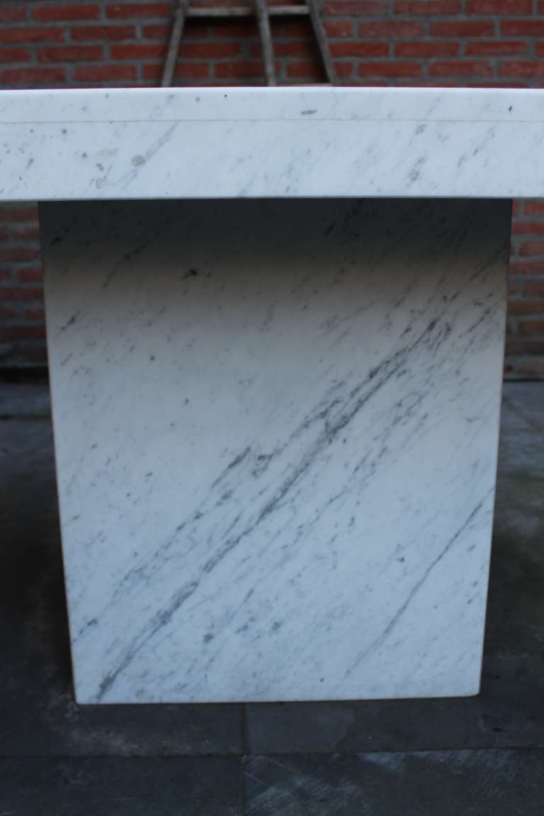 Carrara Marble Table In Good Condition In Sint Annaland, NL