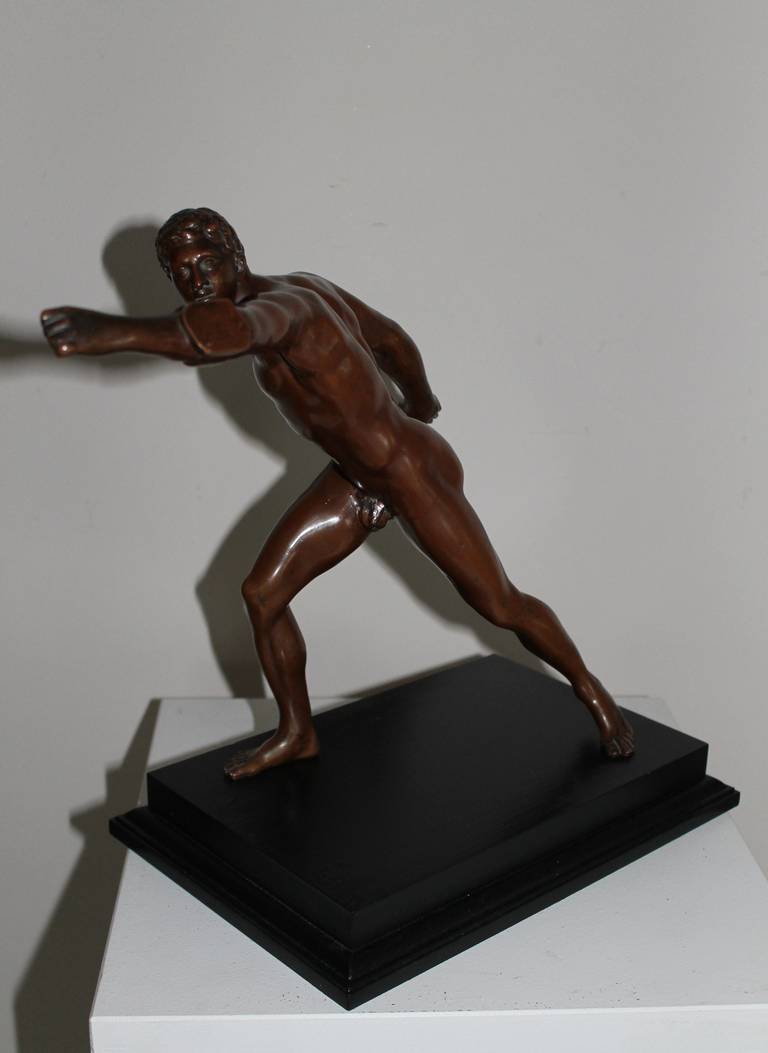 Borghese Gladiator from the 1920s in zinc with a beautiful patina, on a black wooden base (new).