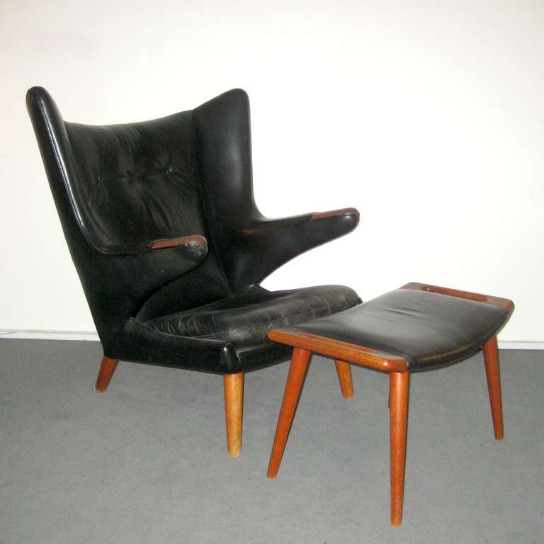First production Papa Bear chair from 1951-1952 with only three buttons in the seatback. Only one previous owner. The chair is made on order by Hans Wegner himself while working for Johannes Hansen Møbelsnedkeri(Cabinetmaker).