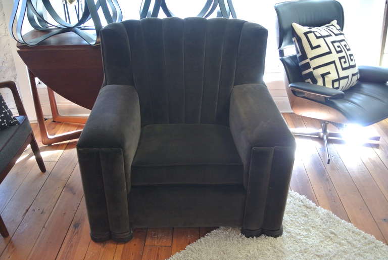 Art Deco Club Velvet Club Chair with Carved Wood Legs 1