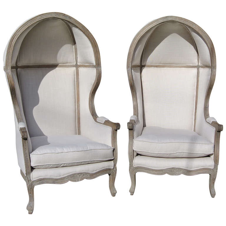 hooded canopy chair