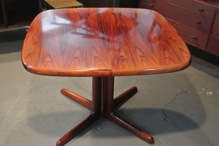 Mid-Century Modern Niels Moller Sculpted Rosewood Dining Table For Sale