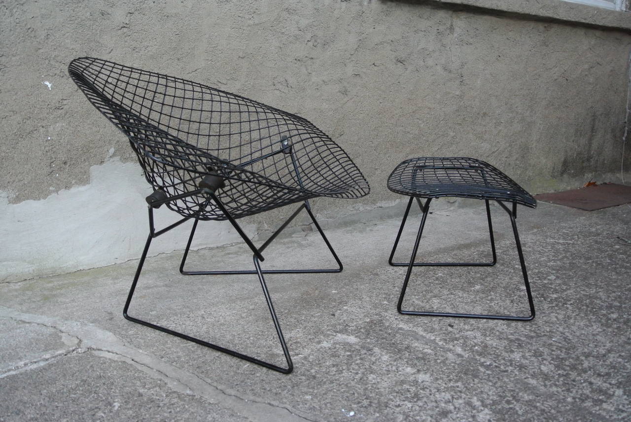 Mid-Century Modern Diamond Chair w. Ottoman by. Harry Bertoia for Knoll