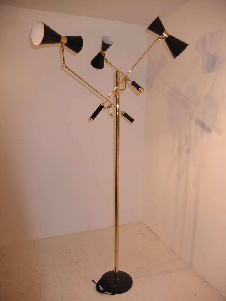 Italian Arredoluce Brass and Black Lacquered Double Reflectors, Triennale Floor Lamp