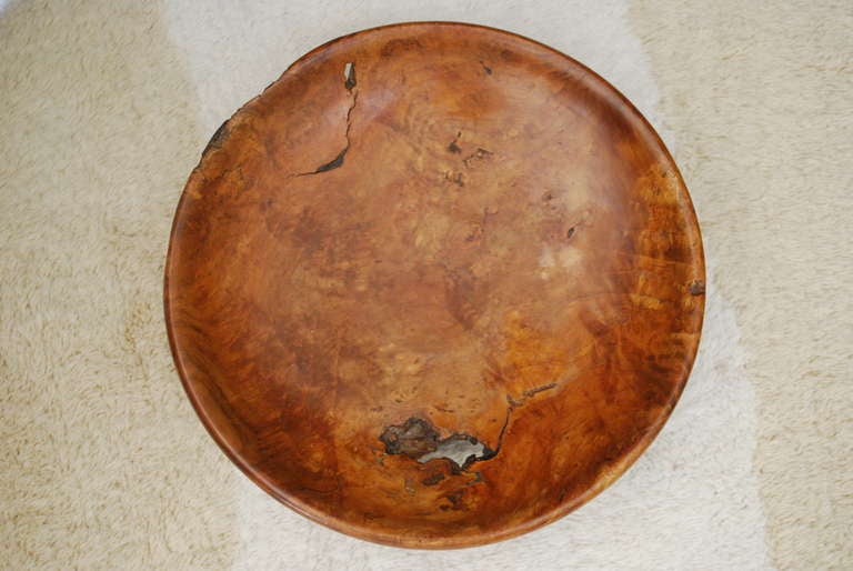 Mel Lindquist was a woodturning pioneer. His works are on display at the Metropolitan Museum of Art in New York City, The Smithsonian American Art Museum in Washington and dozens of other museums worldwide. Although his work initially began as a