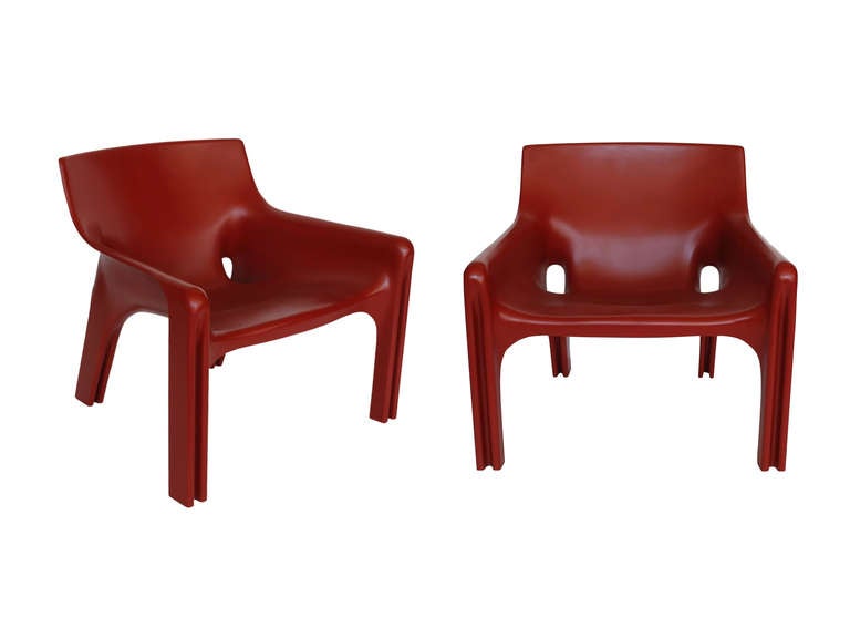 Modern Pair of Vico Magistretti Vicario Chairs for Artemide