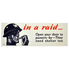 Affiche vintage d’origine du front civil de la Seconde Guerre mondiale:: « In A Raid Open Your Door » avec ARP Warden