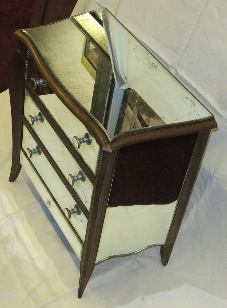 20th Century French Art Deco Mirrored Three Drawers Arbalète Commode