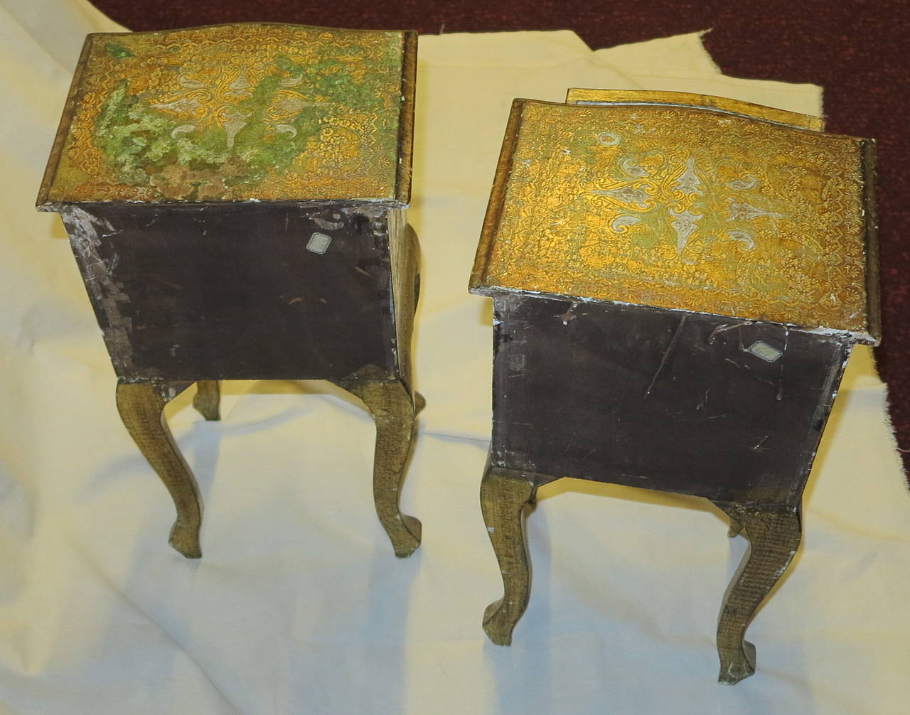 Wood Pair of Italian gilt side tables