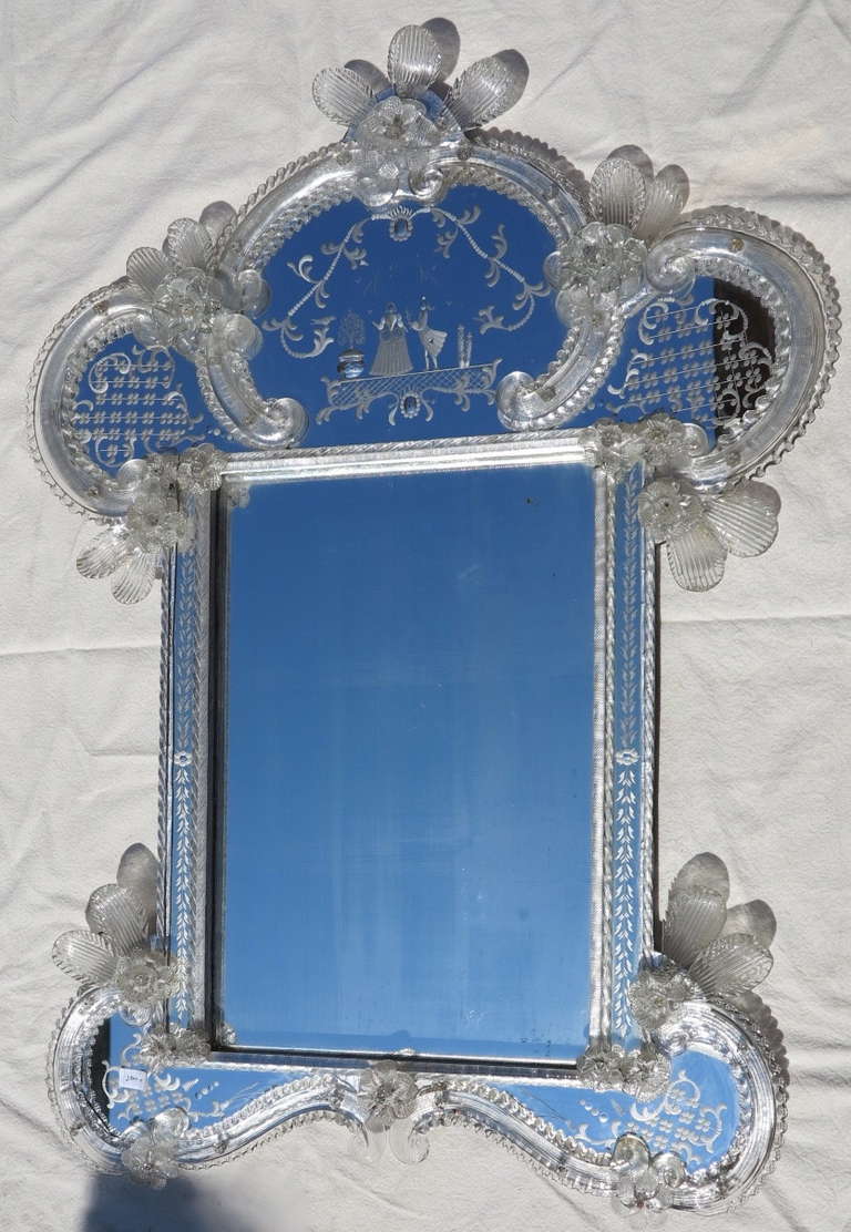 1950' Romantischer venezianischer Spiegel (Mitte des 20. Jahrhunderts) im Angebot