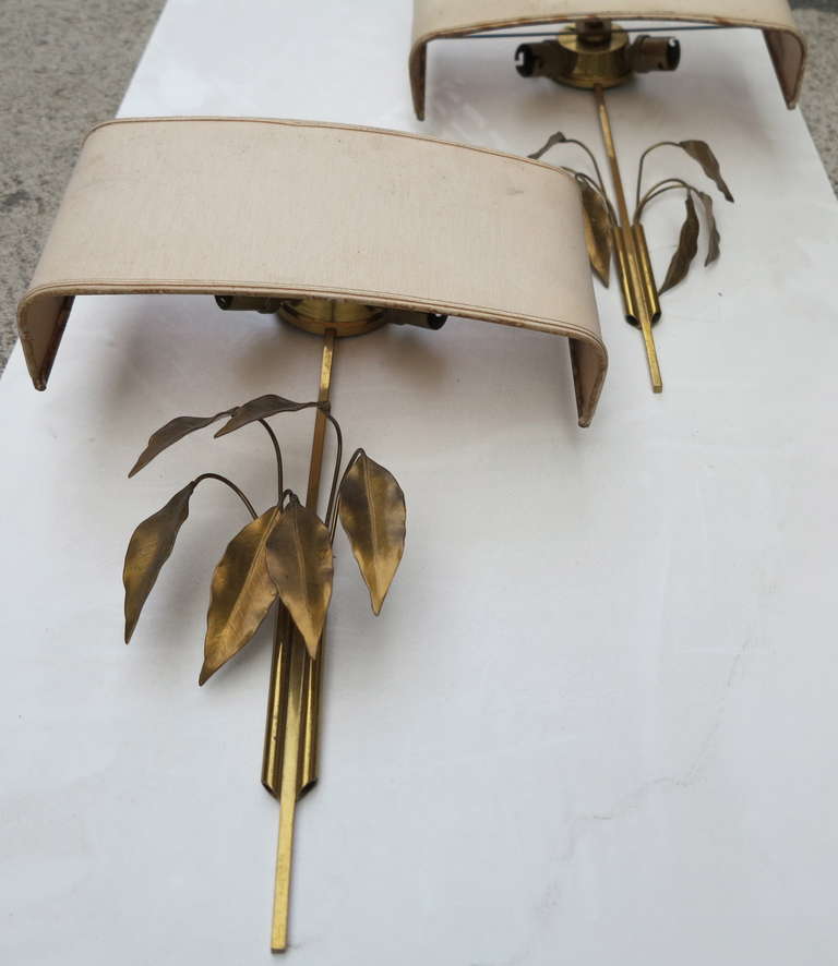 Late 20th Century Two Pairs of Wall Lamps with Laurel Leaves attributed to Maison Charles.