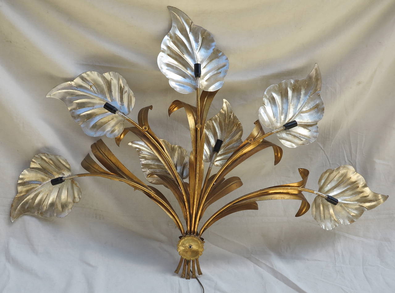 1970' Wall Lamp Seven Lights with Leaves In Good Condition In Paris, FR