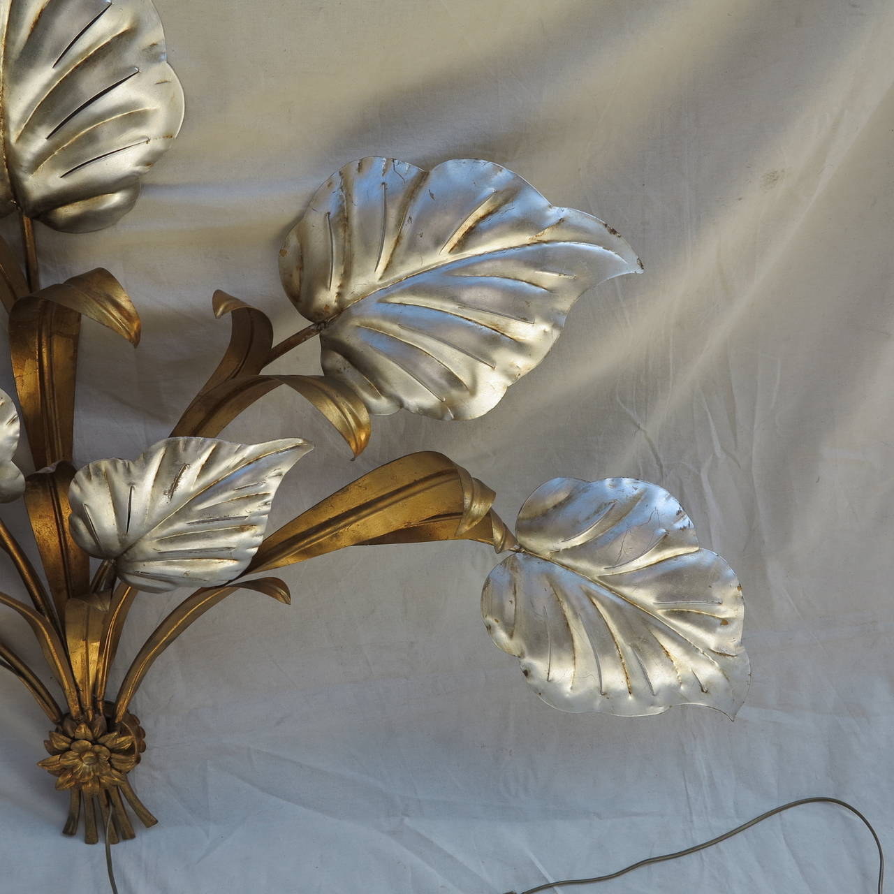 1970' Wall Lamp Seven Lights with Leaves 1