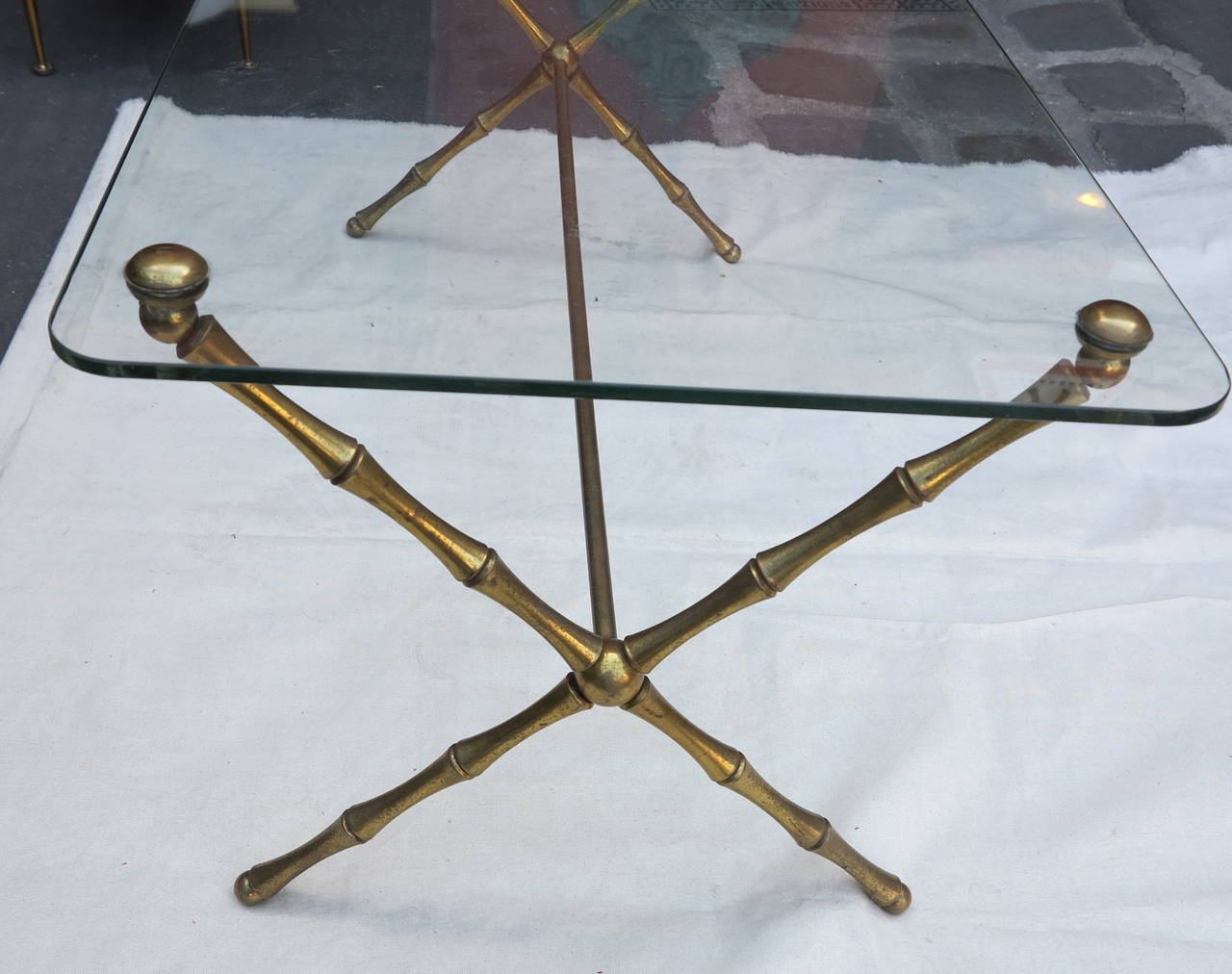 Bronze Paire de tables basses en laiton modèle bambou en X Maison Bagus, 1970 en vente
