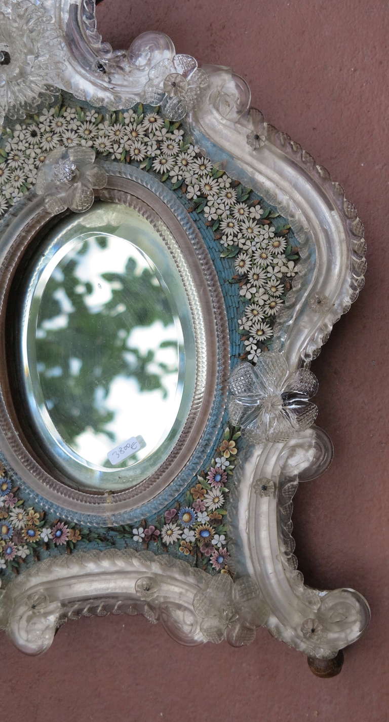 Miroir vénitien avec pierres dures et micro-mosaïque en vente 1