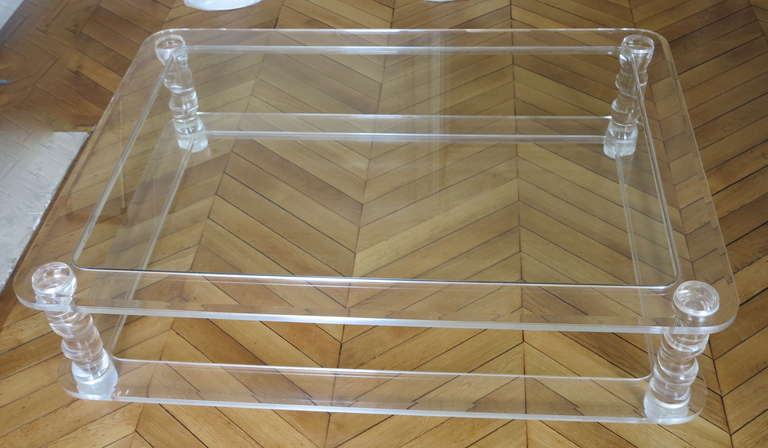 Coffe Table with Lucite by Romeo In Good Condition In Paris, FR
