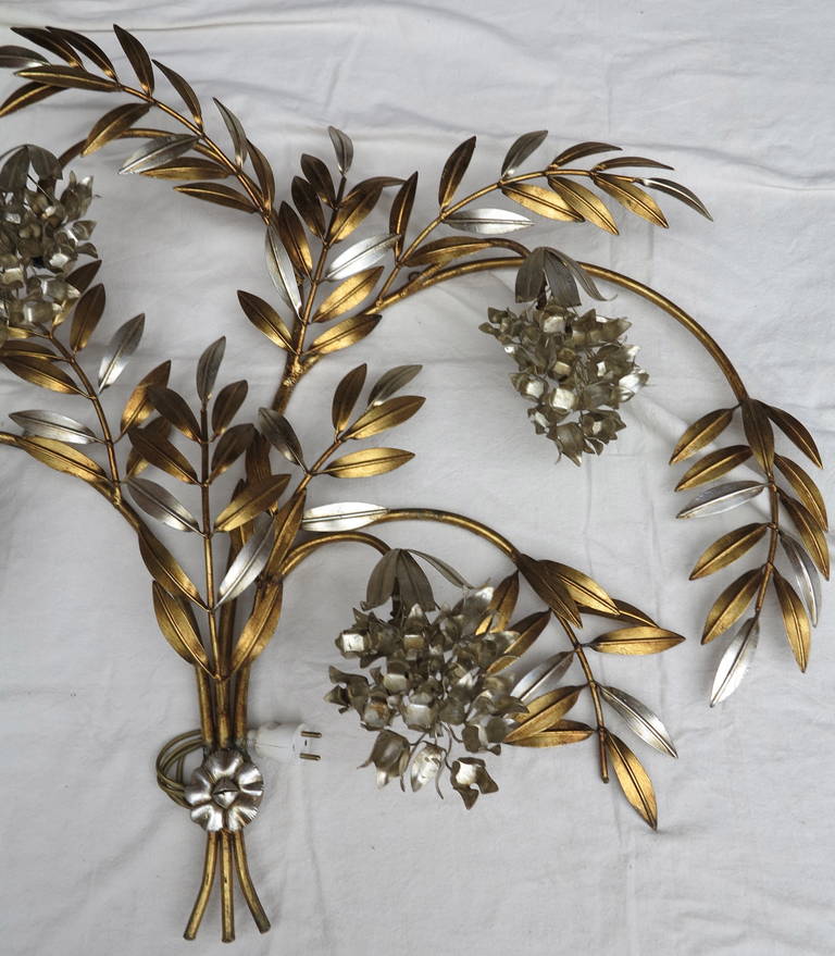 Iron Wisteria Sconce with Four Lignts