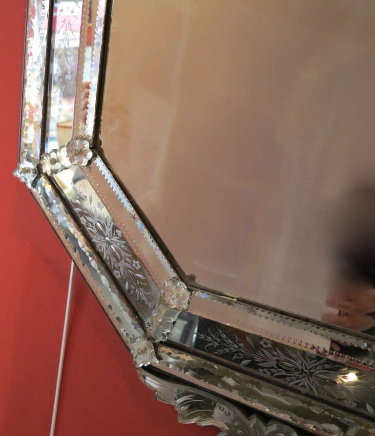 Italian 1880/1900 Octagonal Venetian Parecloses Mirror With Crown