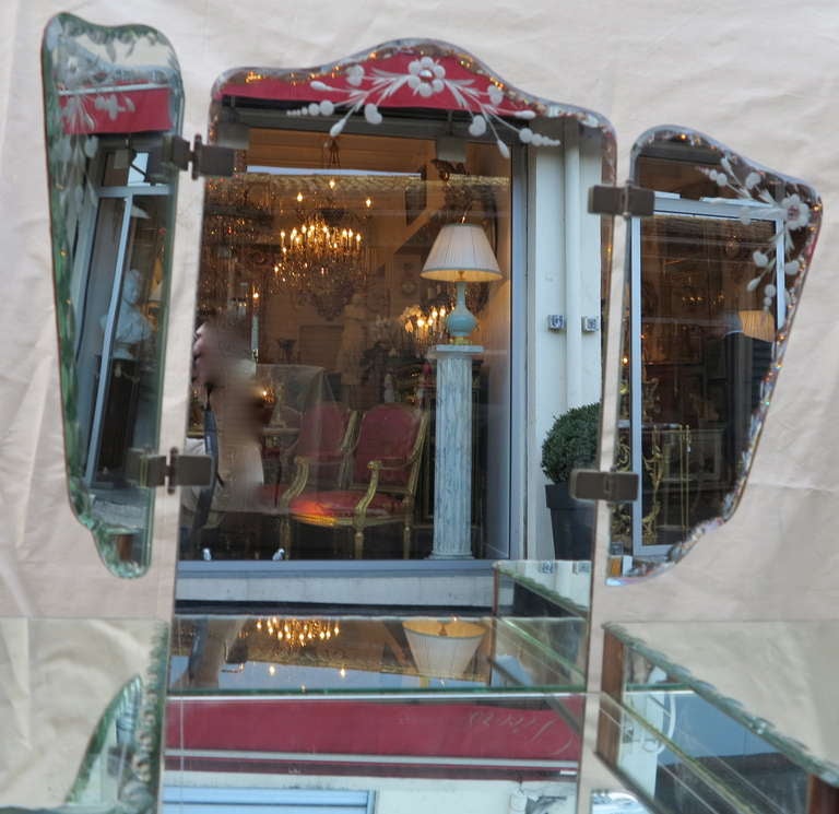 Dressing Table with Romantic Venetian Mirrors In Good Condition In Paris, FR
