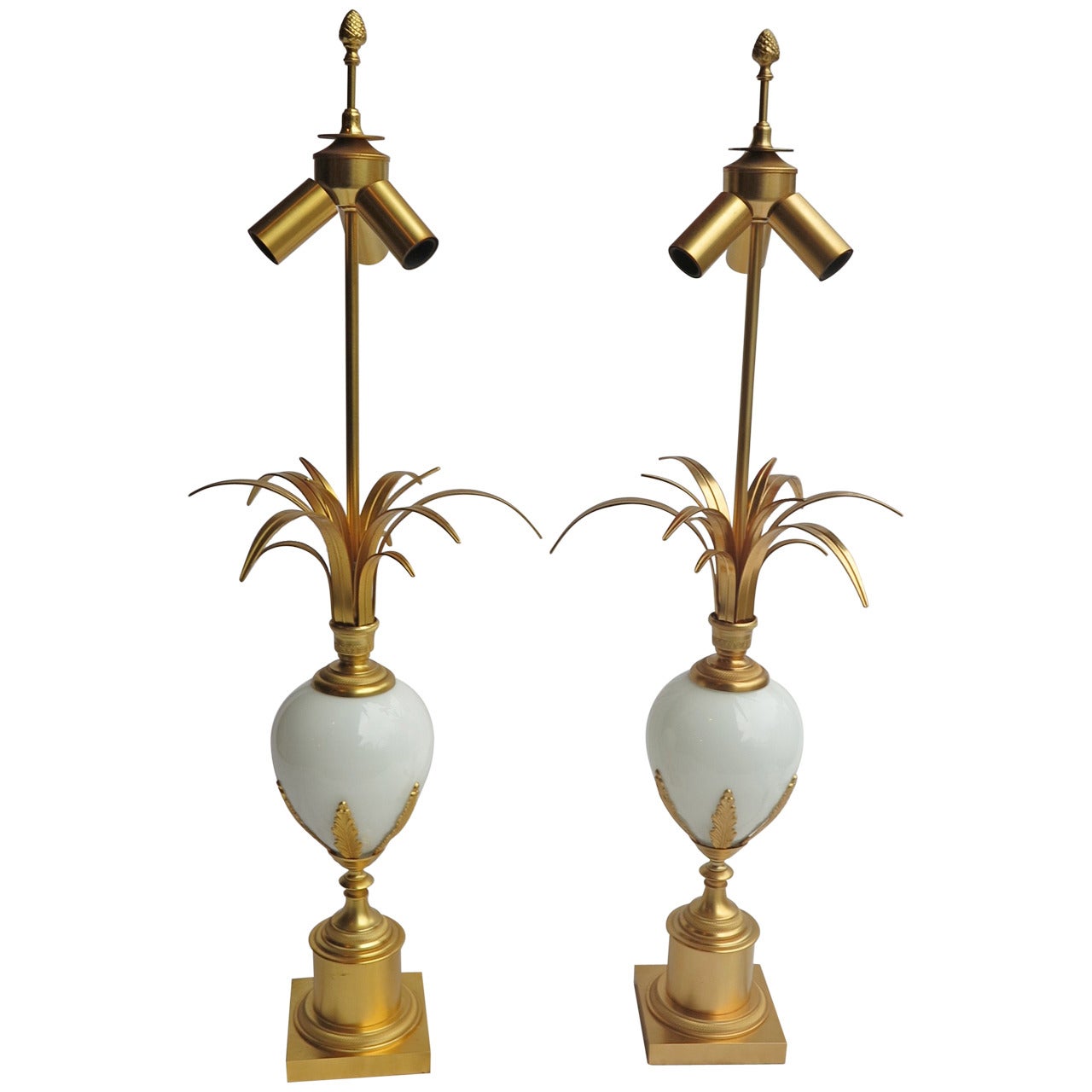 1970' Pair of Table Lamps in the Style of Maison Charles With White Opaline