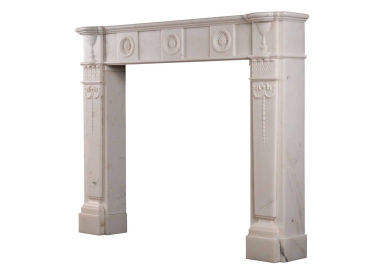Carved English Antique Fireplace Mantel in Statuary Marble In Good Condition For Sale In London, GB