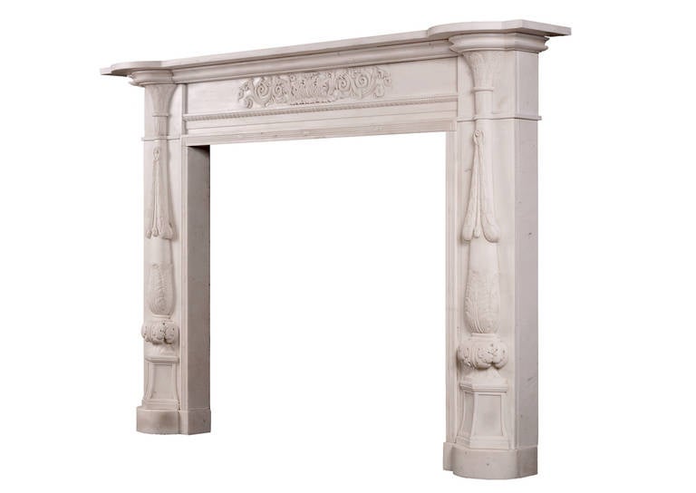 XIXe siècle Cheminée d'époque Regency en marbre statuaire en vente