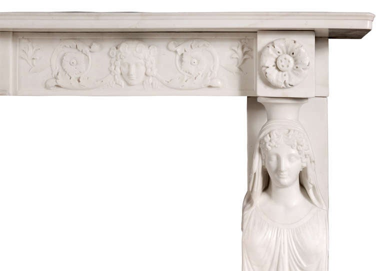 Seltener englischer Regency-Kaminsims aus Bildhauermarmor aus dem 19. Jahrhundert (Englisch) im Angebot