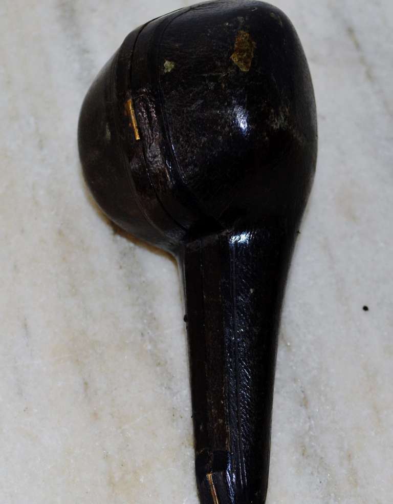 19th Century Bull Meerschaum Pipehead with its Box For Sale 5