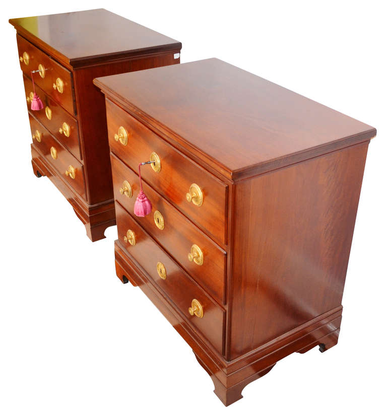 18th Century Pair of Padauk Wood Dressers with Ormolu Gilded Handles