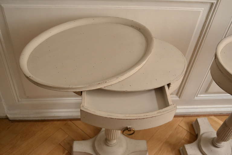 19th Century Pair of Gustavian Bedside Tray Tables 1