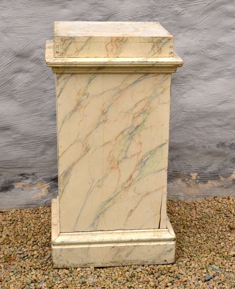 19th Century Faux Marble Wooden Pedestal, Scandinavian For Sale 3