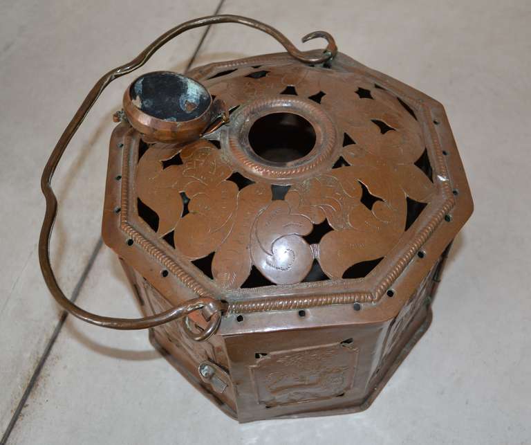Lanterne à pied en cuivre du XVIIIe siècle en vente 3