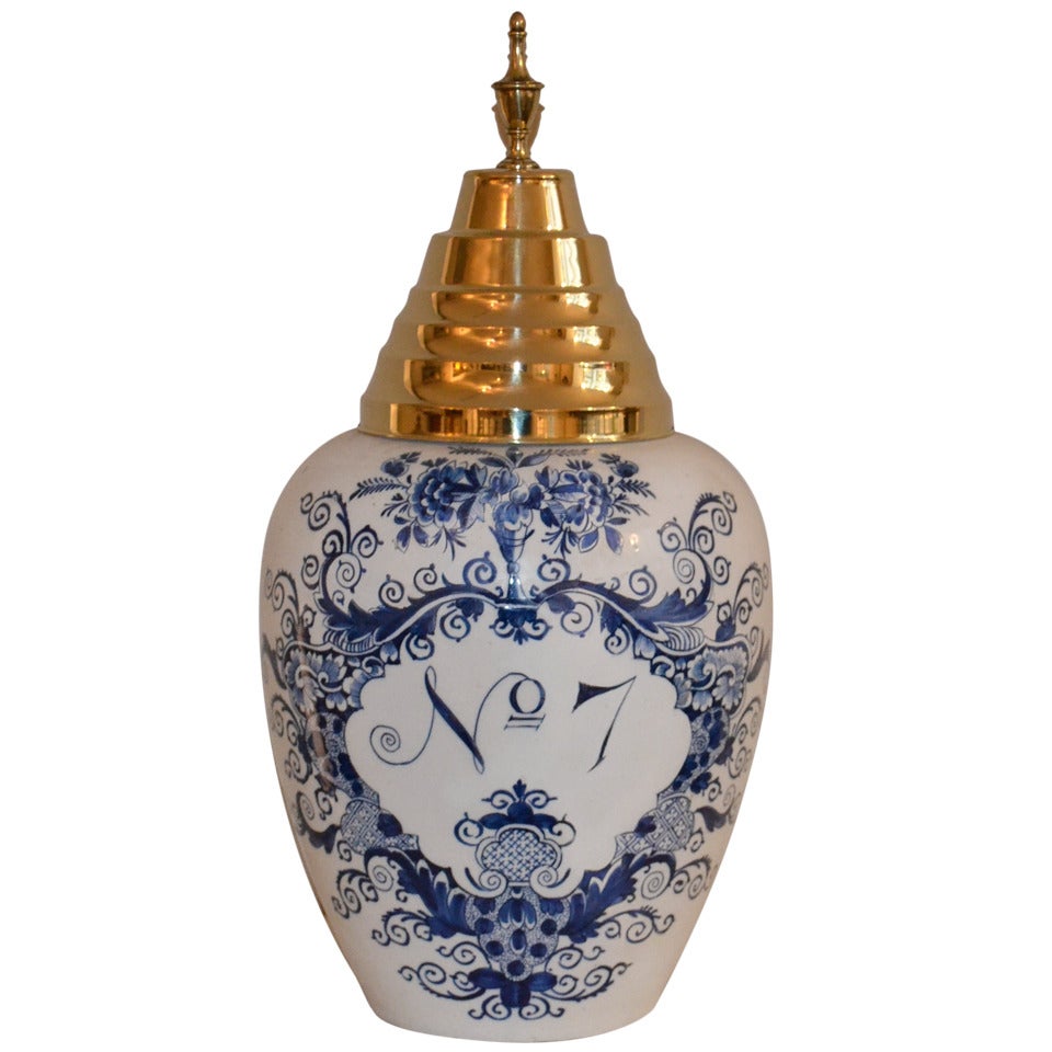 Large 18th Century Delft Tobacco Jar