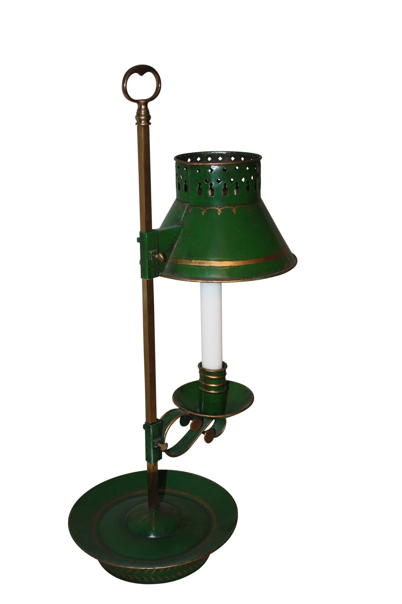 Fait main Lampe de bureau française du 19ème siècle en métal peint en vert et laiton pour bougeoir en vente