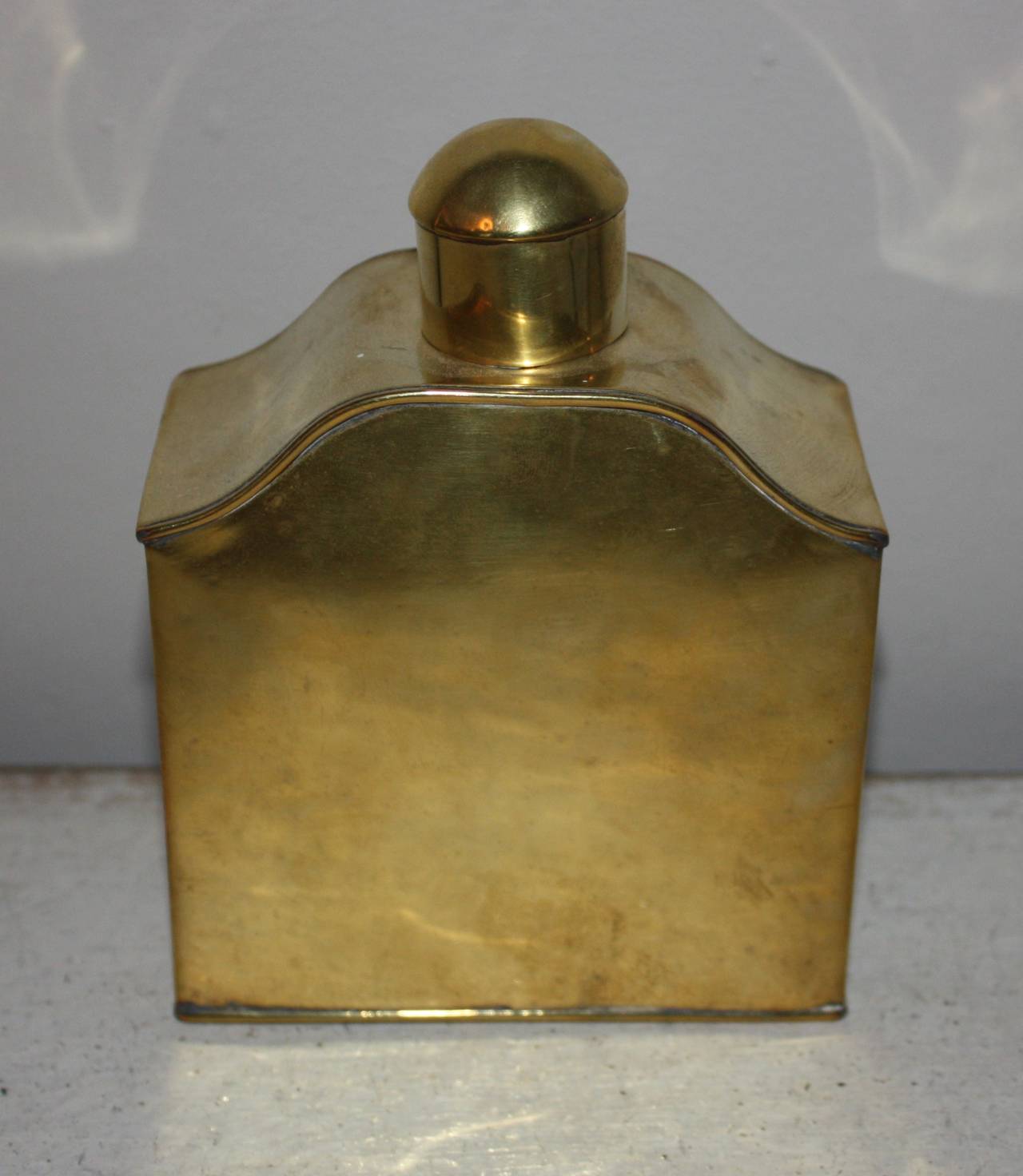 19th Century Victorian Brass Tea Caddy In Good Condition In Copenhagen, K