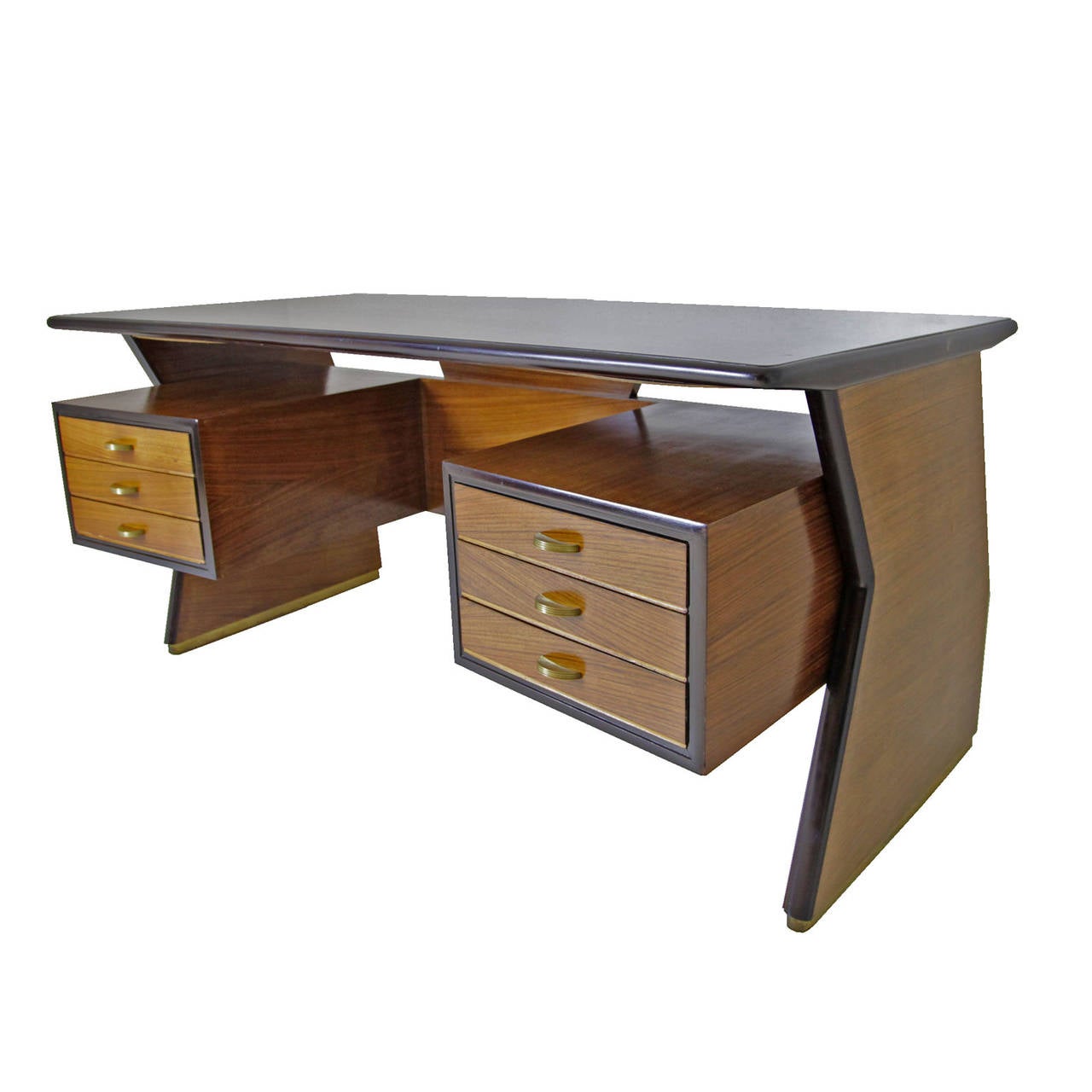 Wonderful Italian desk, dating from the 1940s.
With black glass top.
