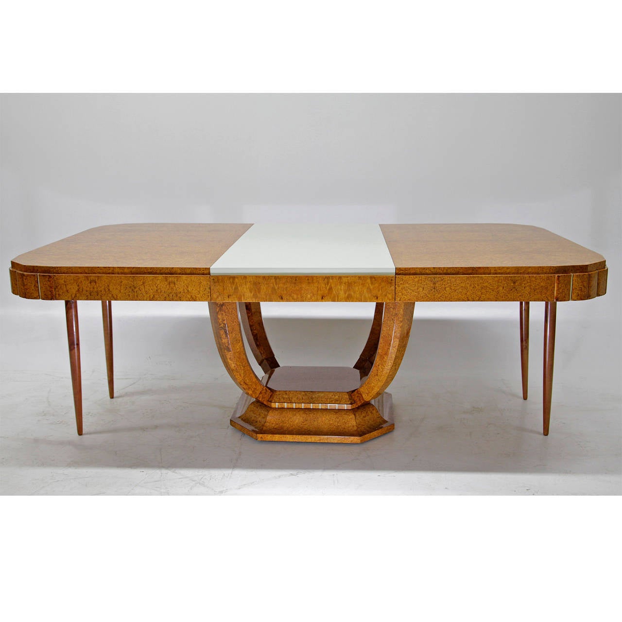French Art Deco Table in the Style of Maurice Dufrene in Thuja Root Wood In Excellent Condition In Greding, DE
