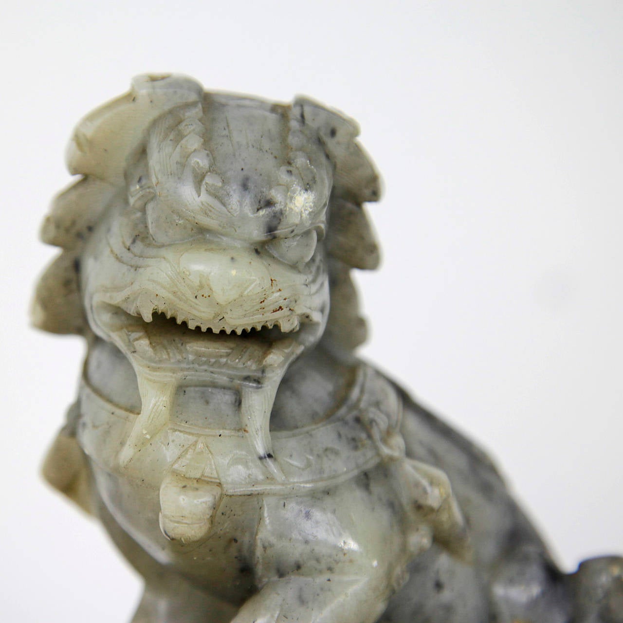 19th Century Very Nice Chinese Marble Fu Dog, circa 19th to 20th Century